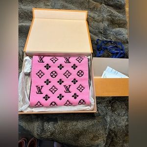 Authentic Louis Vuitton scarf limited